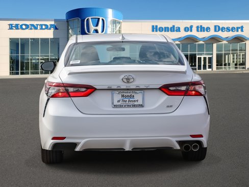 Used 2023 Toyota Camry SE image 6