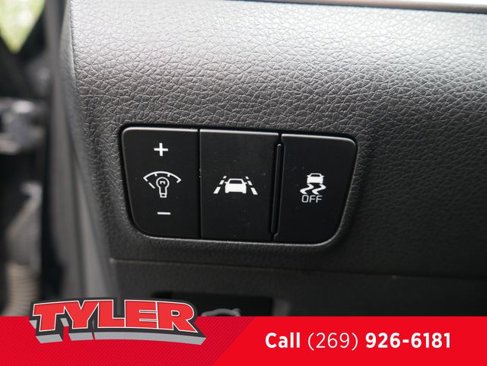 Used 2022 Kia K5 GT-Line image 24