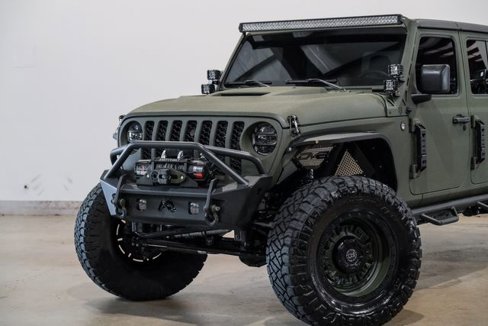 Used 2021 Jeep Gladiator Sport image 15