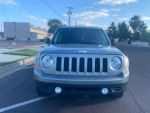 Used 2015 Jeep Patriot Sport image 27
