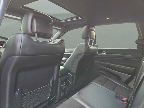 Used 2020 Jeep Grand Cherokee Altitude image 14