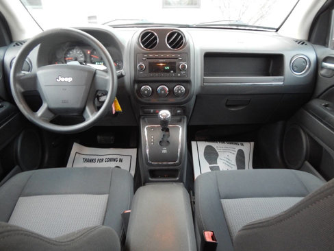 Used 2010 Jeep Compass Sport image 2
