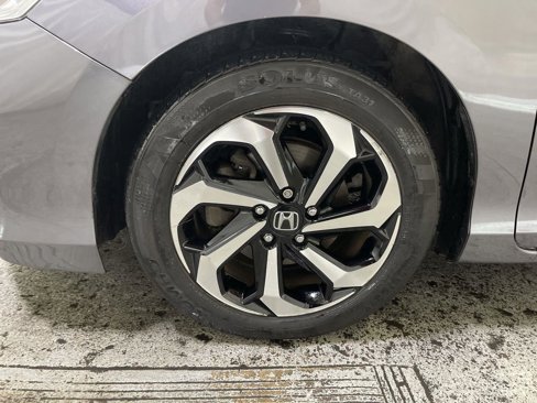 Used 2017 Honda Accord EX-L image 10