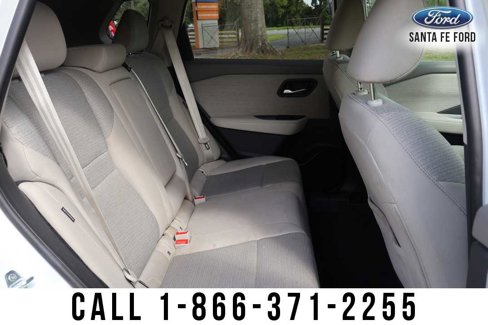 Used 2023 Nissan Rogue SV image 32