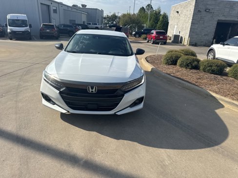 Used 2022 Honda Accord Sport image 1