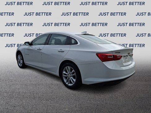 Used 2016 Chevrolet Malibu LT image 4