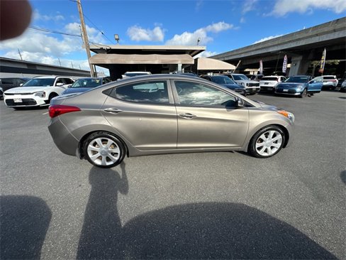 Used 2013 Hyundai Elantra Limited w/ Technology Pkg image 7