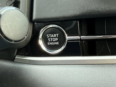 Used 2022 Mitsubishi Outlander SEL image 25