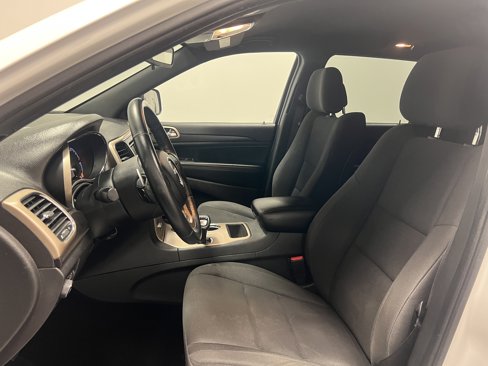 Used 2014 Jeep Grand Cherokee Laredo image 14