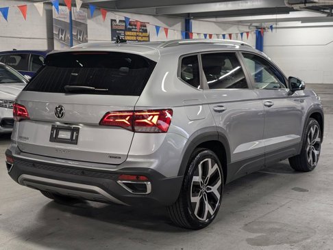 Used 2022 Volkswagen Taos SEL image 54