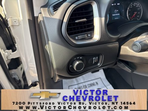Used 2023 Jeep Renegade Latitude image 13