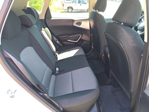Used 2025 Kia Soul LX w/ LX Technology Package image 30