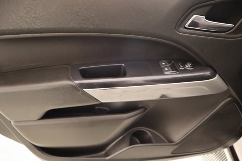 Used 2022 Chevrolet Colorado LT w/ Fleet Safety Package image 14