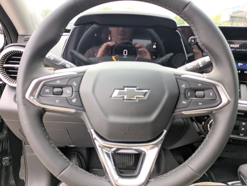 New 2025 Chevrolet Trax ACTIV w/ Sunroof Package image 15