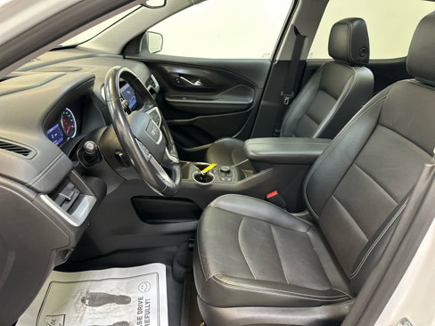 Used 2022 GMC Terrain SLT w/ Infotainment Package II image 4