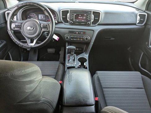 Used 2018 Kia Sportage LX image 16