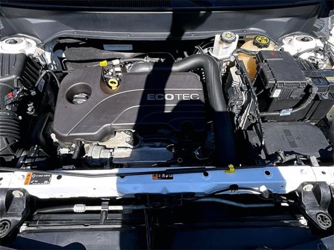 Used 2019 Chevrolet Equinox LT image 10