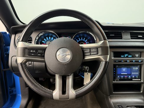 Used 2013 Ford Mustang Coupe image 15