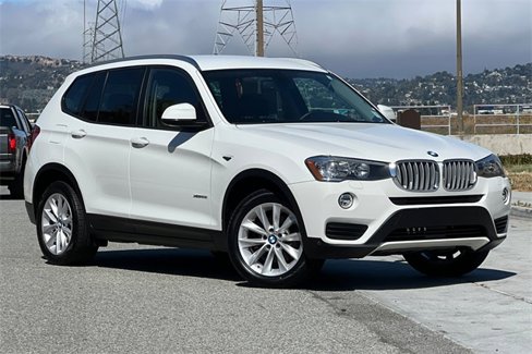 Used 2017 BMW X3 xDrive28i image 2