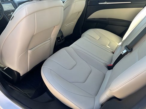 Used 2017 Ford Fusion Titanium image 20