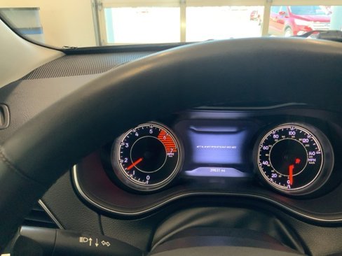 Used 2022 Jeep Cherokee Latitude Lux w/ Mopar Interior Package image 30