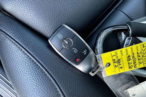 Used 2022 Mercedes-Benz GLB 250 image 31