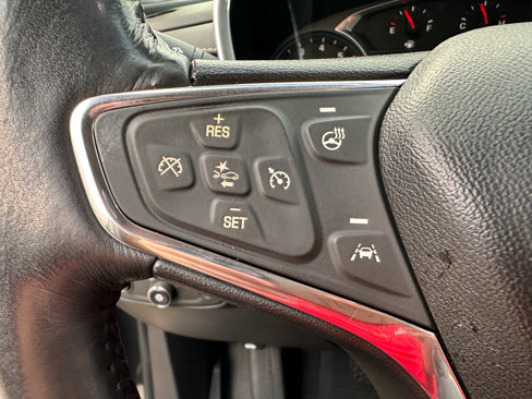 Used 2020 Chevrolet Equinox Premier image 18
