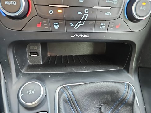 Used 2016 Ford Focus RS image 33