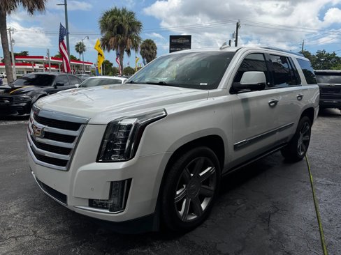 Used 2016 Cadillac Escalade Premium image 6