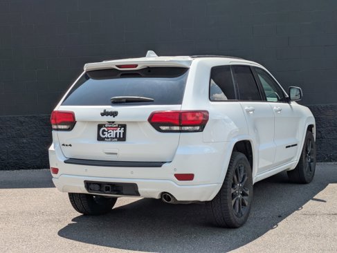 Used 2020 Jeep Grand Cherokee Altitude image 5