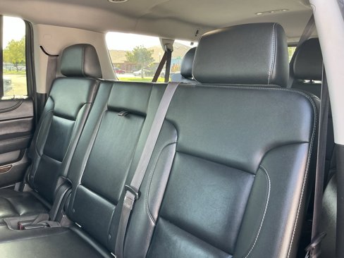 Used 2017 Chevrolet Suburban LT image 41
