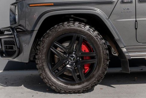Used 2022 Mercedes-Benz G 63 AMG 4MATIC w/ Seat Comfort Package image 17