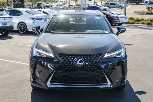 Used 2022 Lexus UX 250h image 2