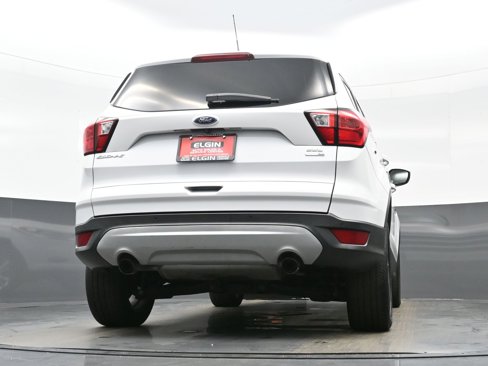Used 2019 Ford Escape SEL image 27