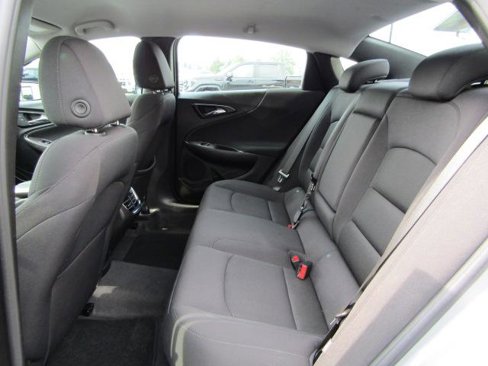 Used 2023 Chevrolet Malibu LT image 16