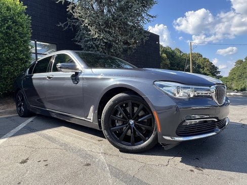 Used 2017 BMW 740e xDrive image 7