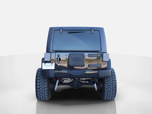 Used 2017 Jeep Wrangler Unlimited Sahara w/ Connectivity Group image 7
