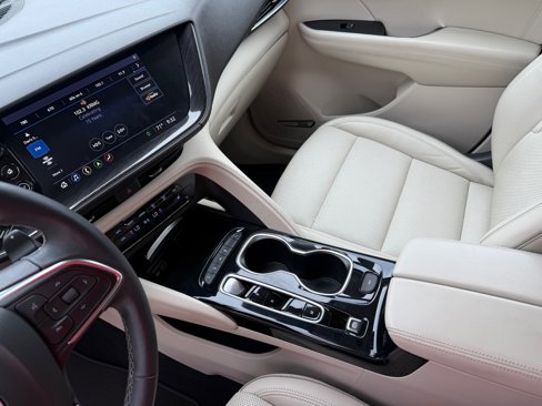 Certified 2021 Buick Envision Essence w/ Technology Package I image 26