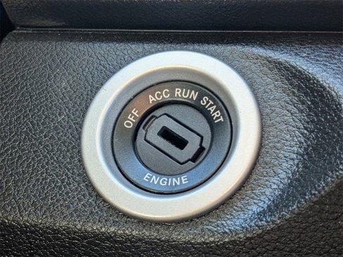 Used 2024 RAM 1500 Classic SLT image 24