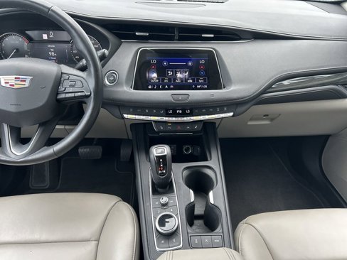 Used 2019 Cadillac XT4 Premium Luxury w/ Cold Weather Package image 15
