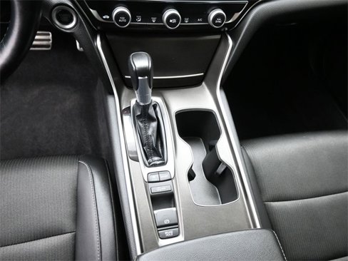 Used 2022 Honda Accord Sport image 31