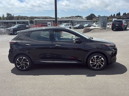Used 2022 Chevrolet Bolt EUV Premier w/ Sun & Sound Package image 2