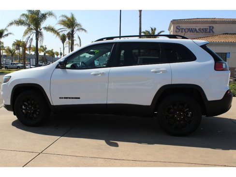 Used 2023 Jeep Cherokee Altitude Lux image 6