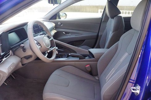 New 2025 Hyundai Elantra Sport image 19
