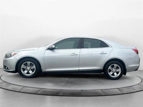 Used 2016 Chevrolet Malibu LS image 2