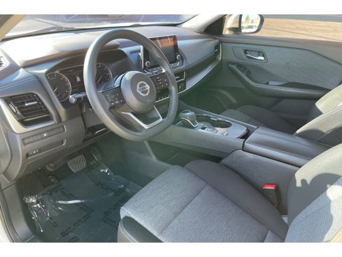Used 2021 Nissan Rogue SV image 9