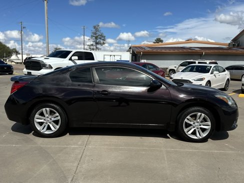 Used 2011 Nissan Altima 2.5 S w/ Convenience Pkg image 2