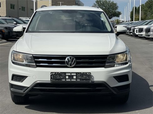 Used 2021 Volkswagen Tiguan SE image 3