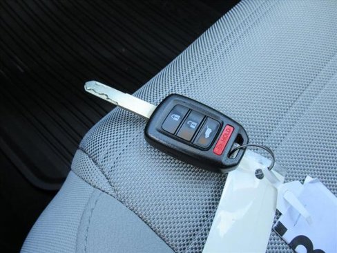 Used 2017 Honda CR-V LX image 31