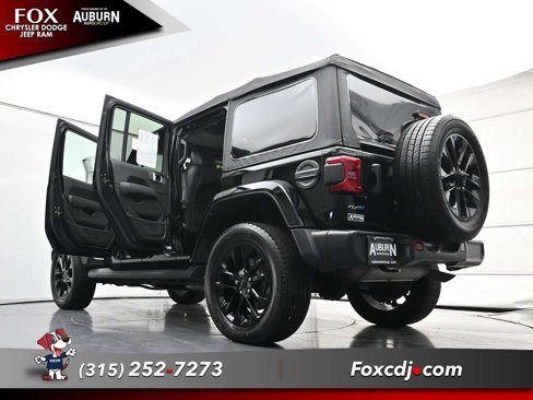Used 2021 Jeep Wrangler Sahara w/ Cold Weather Group image 36